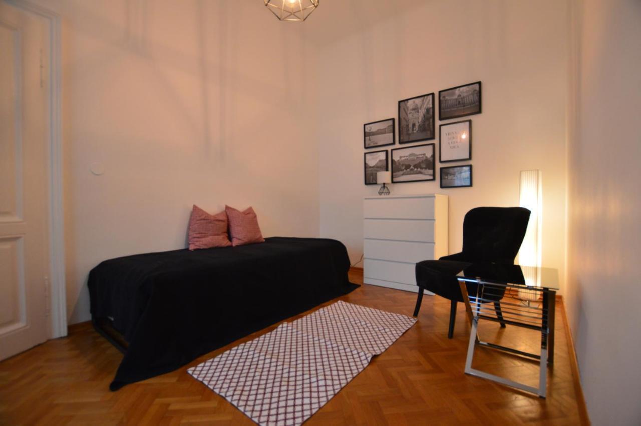 Apartment Penzing เวียนนา ภายนอก รูปภาพ