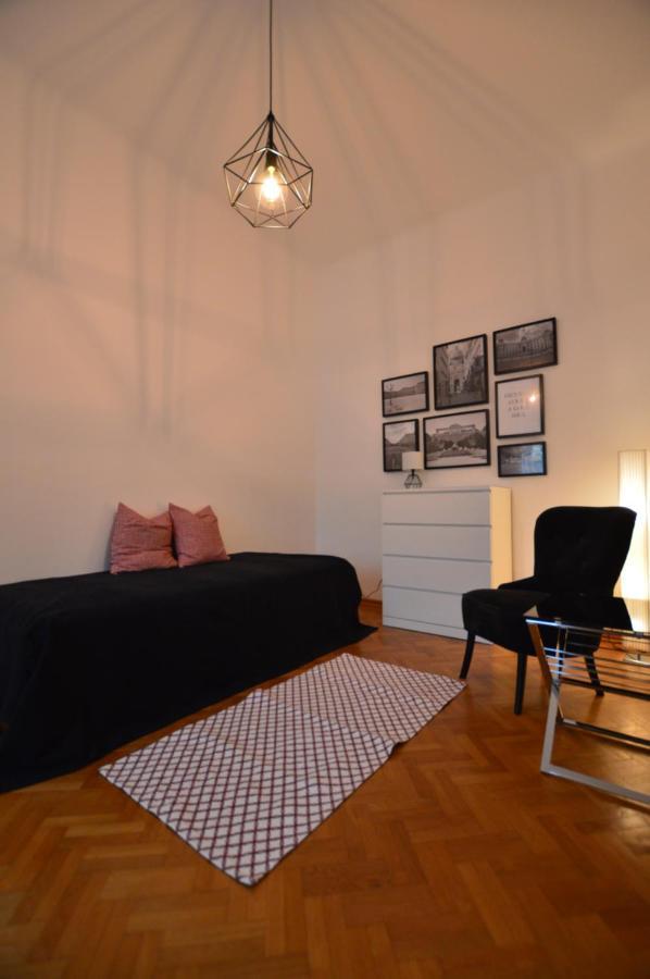 Apartment Penzing เวียนนา ภายนอก รูปภาพ