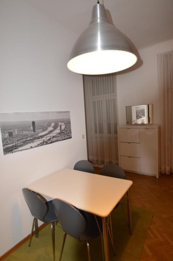 Apartment Penzing เวียนนา ภายนอก รูปภาพ