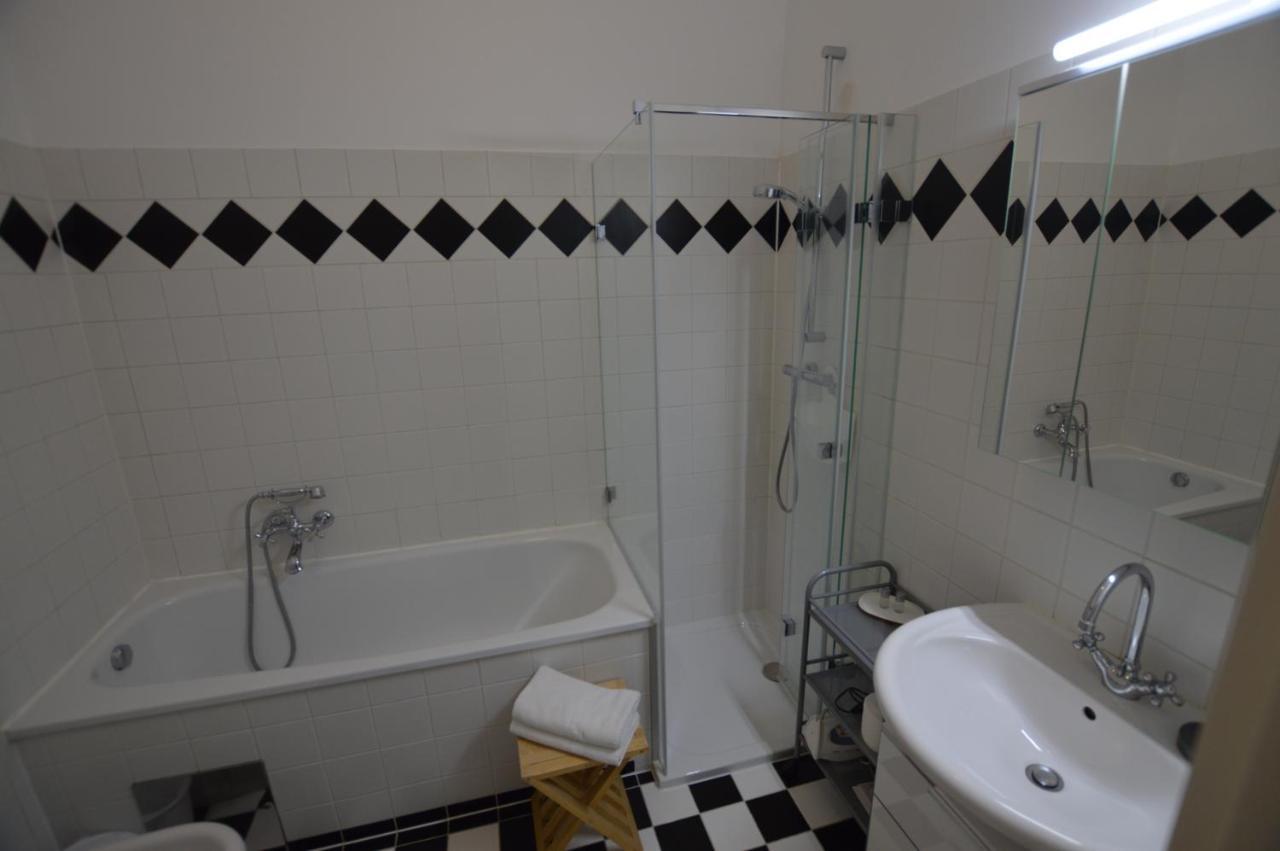 Apartment Penzing เวียนนา ภายนอก รูปภาพ